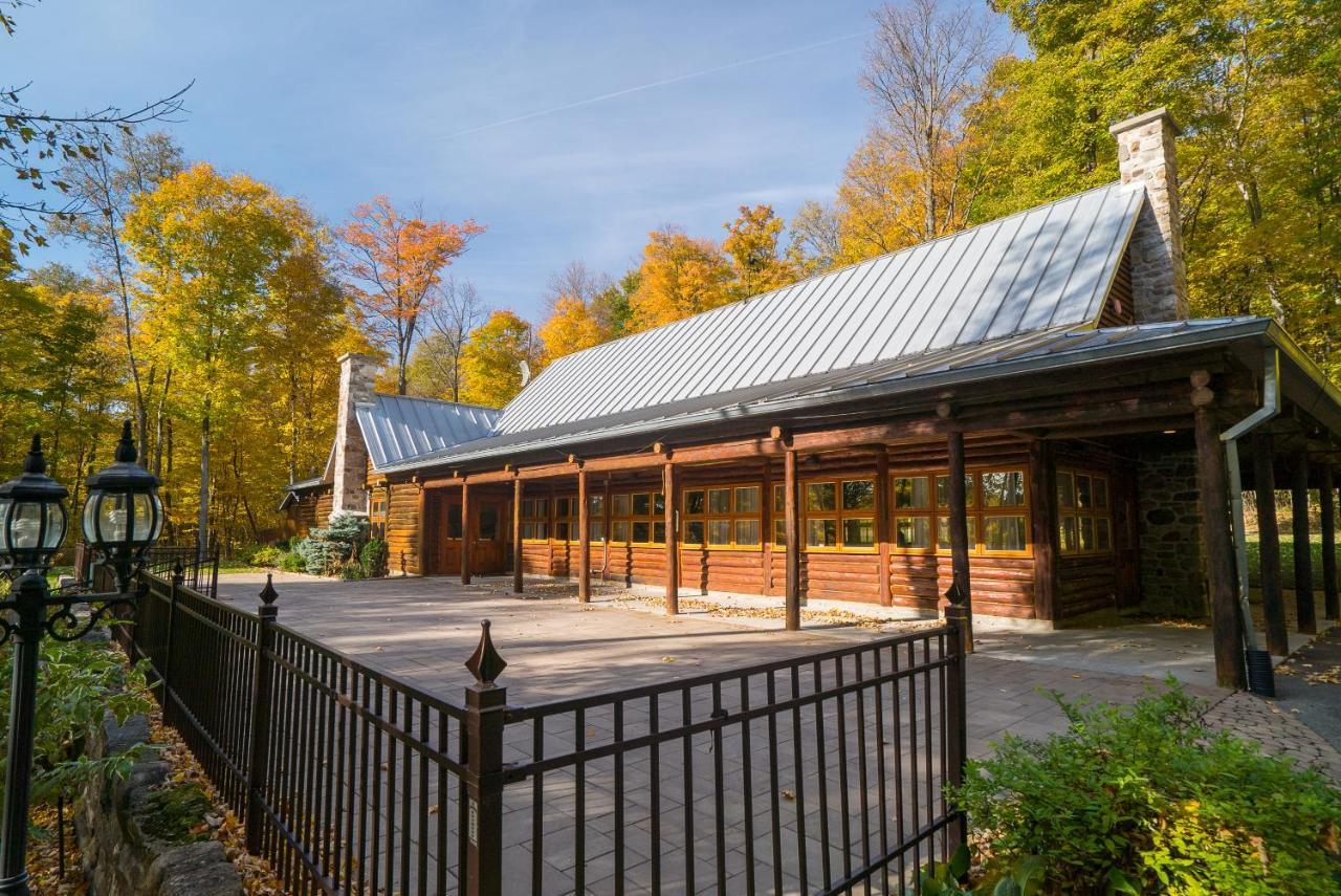 Auberge Des Gallant Rigaud Exterior foto